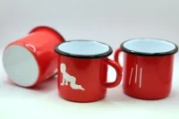 Plecháček červený s&nbsp;miminkem