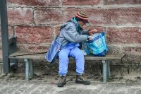 homeless-5037132 1920